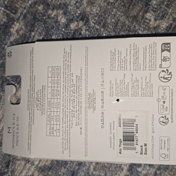 ALO Yoga Scrunch Sock Unisex - Black - Medium - Two Pairs - Picture 7 of 8